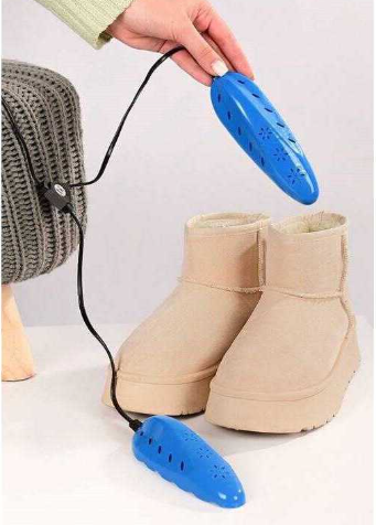 Univerzalan sušač za obuću